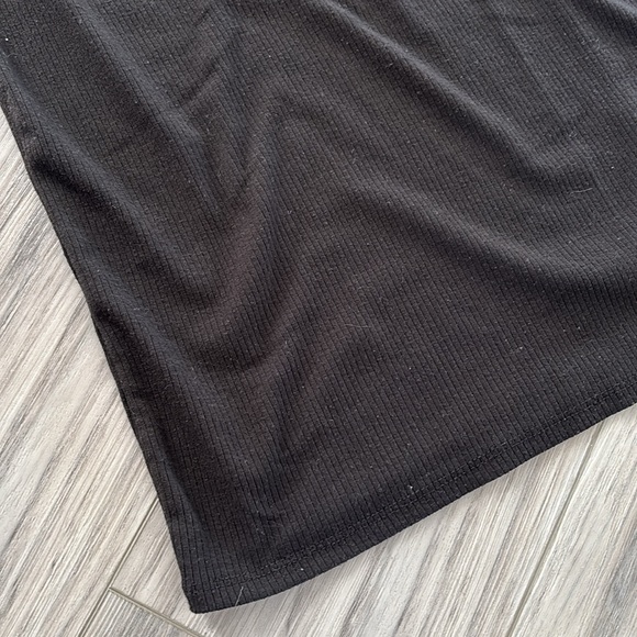 Black Ribbed Dress - Picture 2 of 4